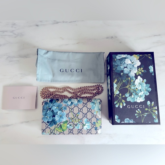 Authentic Gucci Beige GG Supreme Canvas Blooms Wallet On Chain - EUC - Picture 1 of 15
